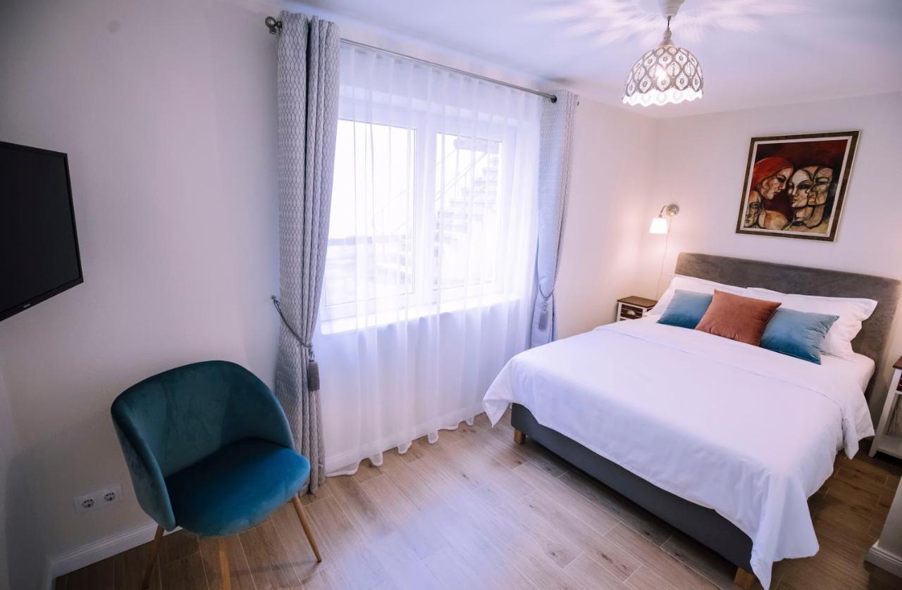 Chic Central Studio Sibiu Luaran gambar