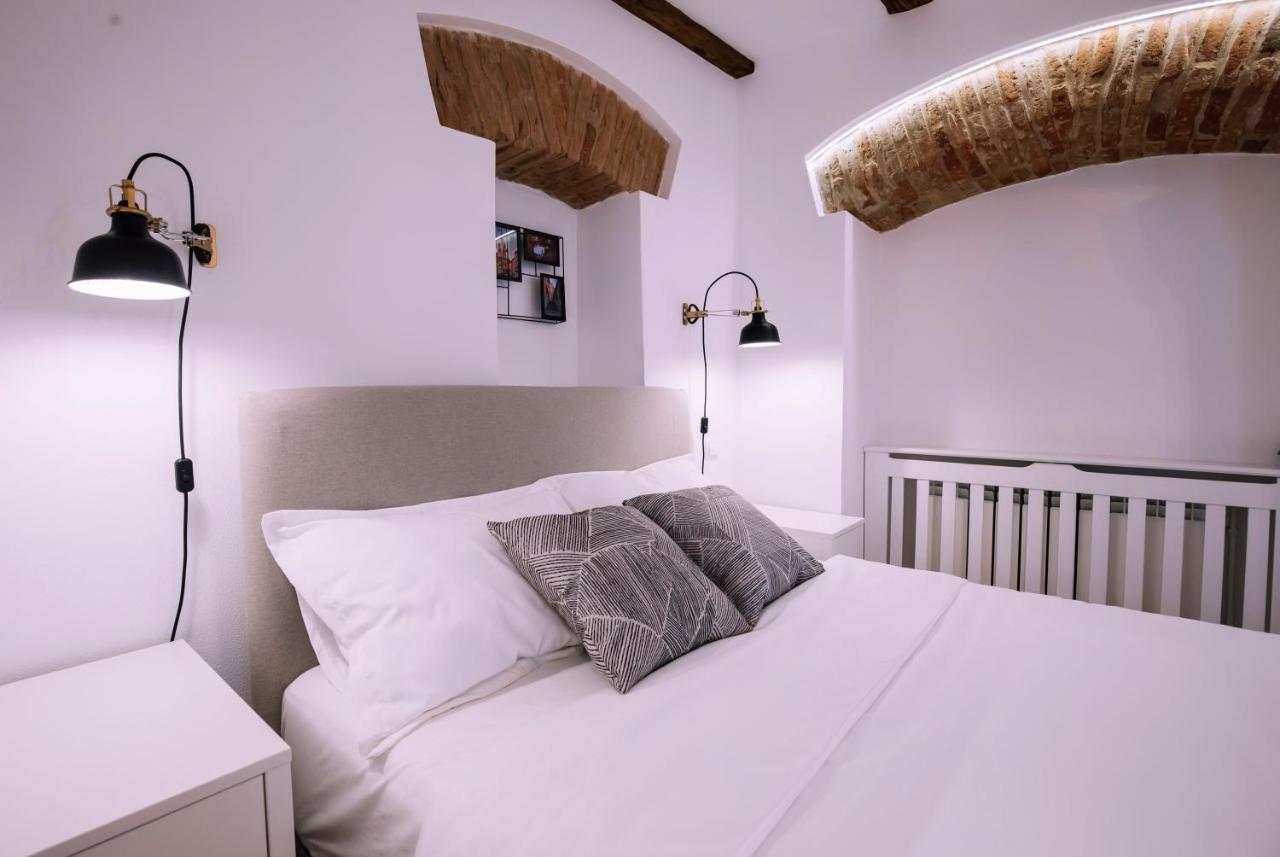 Chic Central Studio Sibiu Luaran gambar