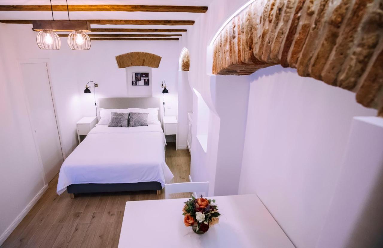 Chic Central Studio Sibiu Luaran gambar