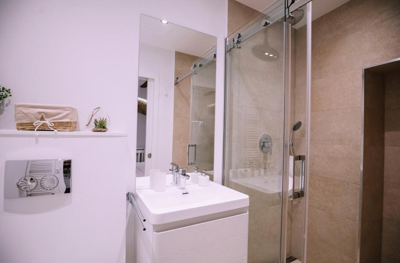 Chic Central Studio Sibiu Luaran gambar