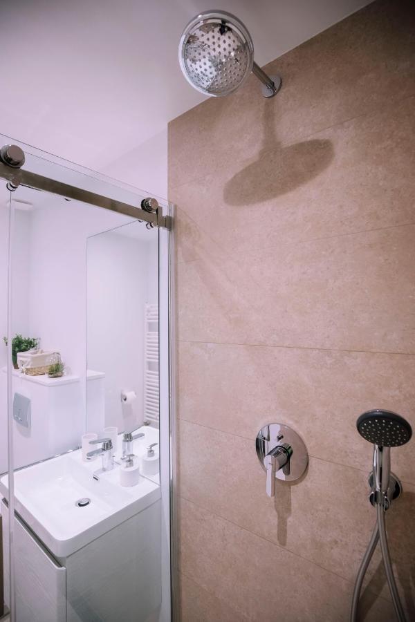 Chic Central Studio Sibiu Luaran gambar